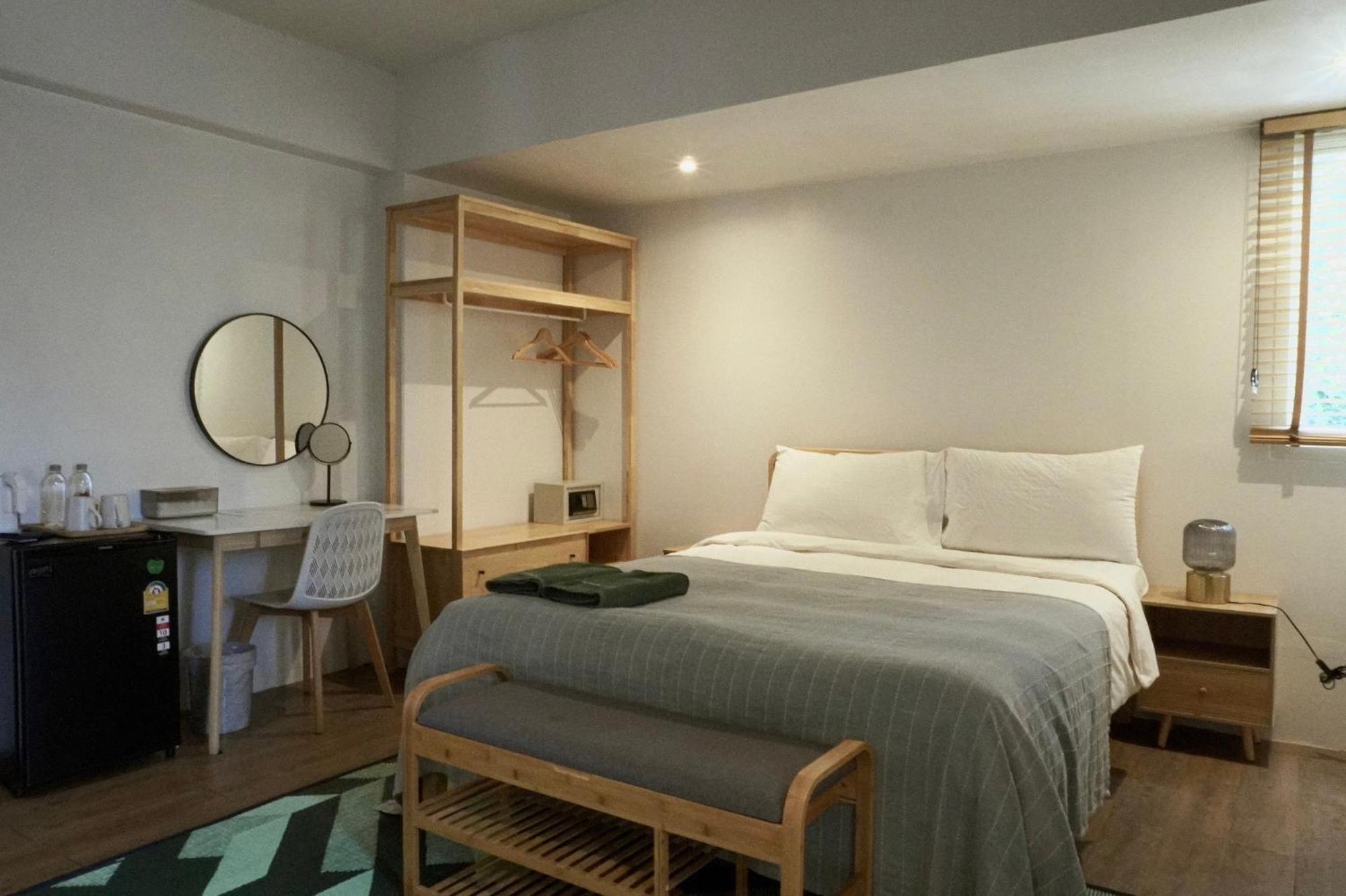 Suneta Hostel Chiangmai Chiang Mai Esterno foto