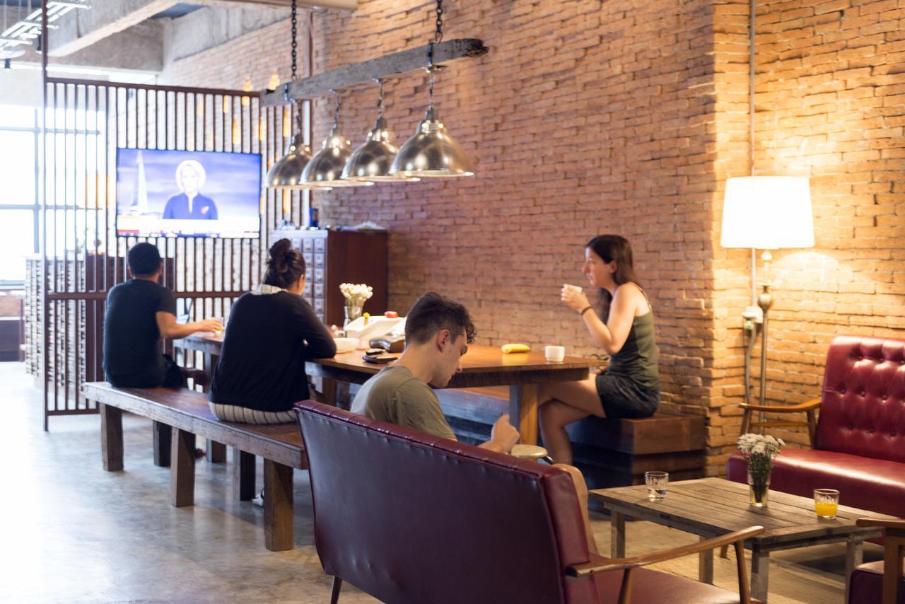 Suneta Hostel Chiangmai Chiang Mai Esterno foto